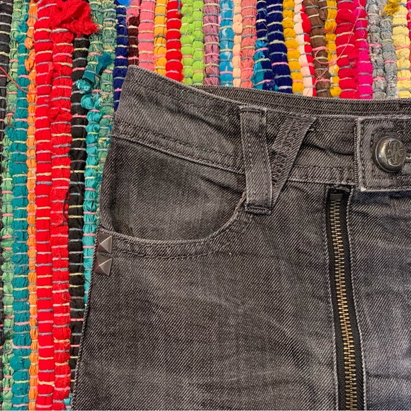 Rachel Roy washed black denim studded mini skirt . - Picture 3 of 5